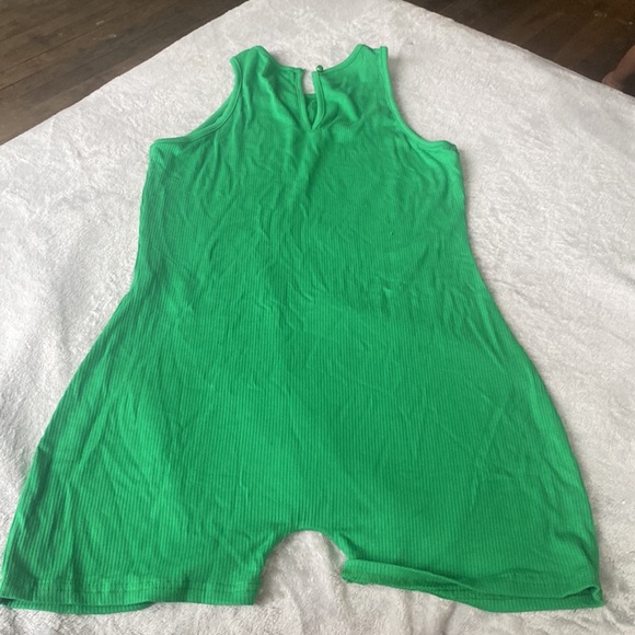 this new - Picture 2 of 2